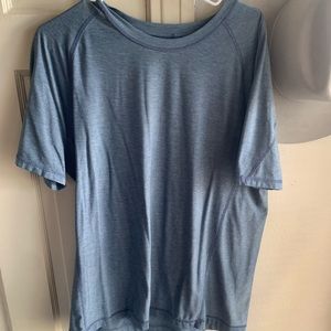 Mens lululemon short sleeve shirt